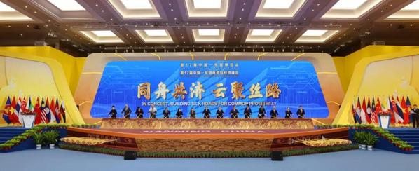 http://news.gfscw.cn/_upload/article/images/dd/c8/fd106b14483bb4008b9eeb05a993/1cd6e240-67f8-42f0-8a21-a7f36f177b09.jpg
