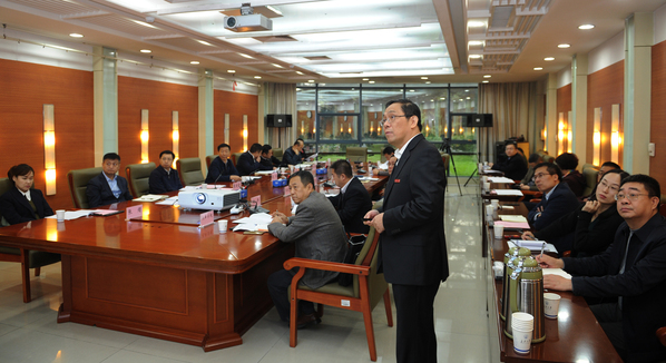 http://news.gfscw.cn/_upload/article/images/1c/a6/15f9abb74e44b3cb94b65a77bc20/f45ca172-1547-44b9-9de5-3feebb082eee.jpg