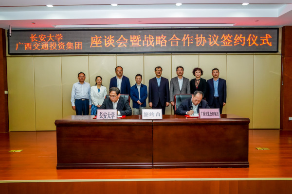 http://news.gfscw.cn/_upload/article/images/5a/db/bc38450a47ee8556077dd33c6d89/05a65e5c-339a-4a08-838d-b6cbca9de008.jpg